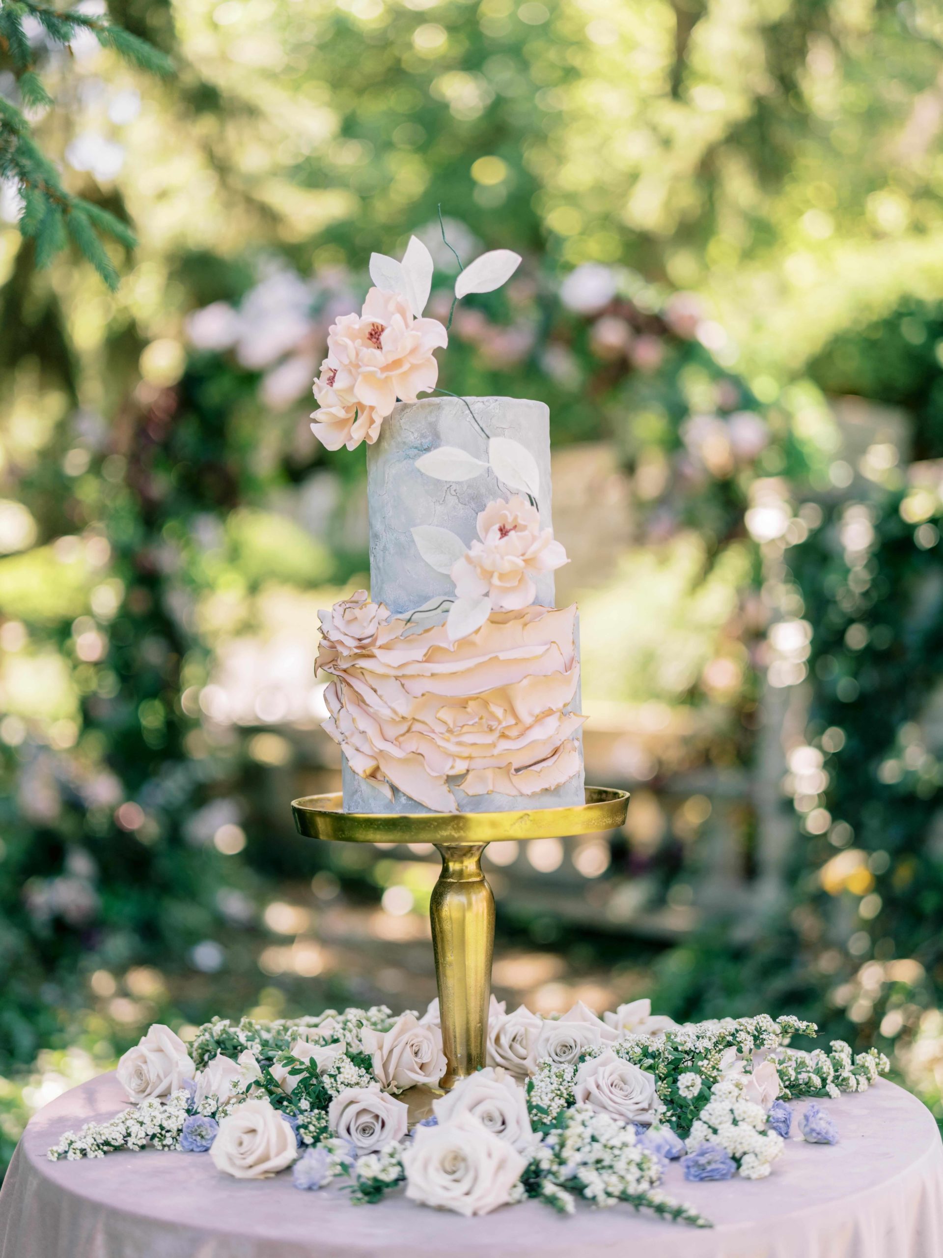 Fine art cake at Paletta Mansion wedding